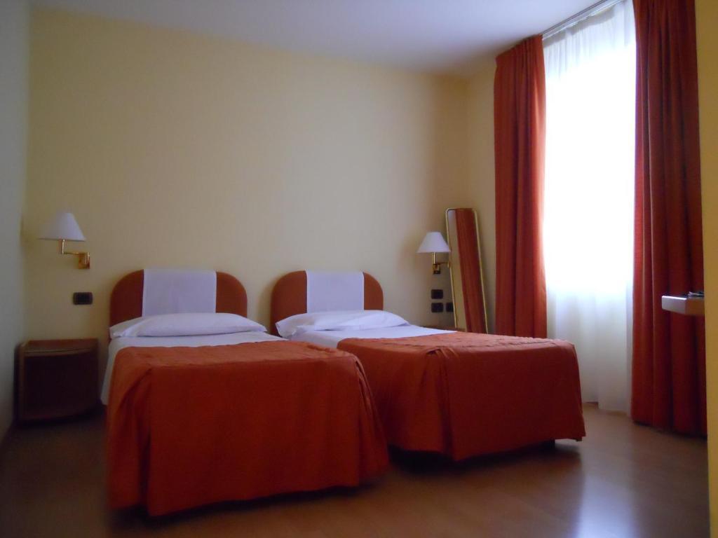 Albergo Italia Urbino Pokoj fotografie