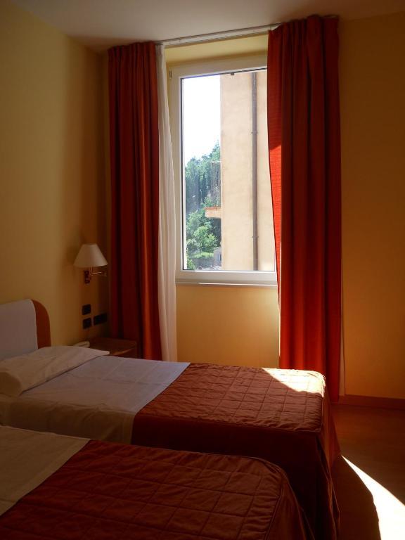 Albergo Italia Urbino Pokoj fotografie