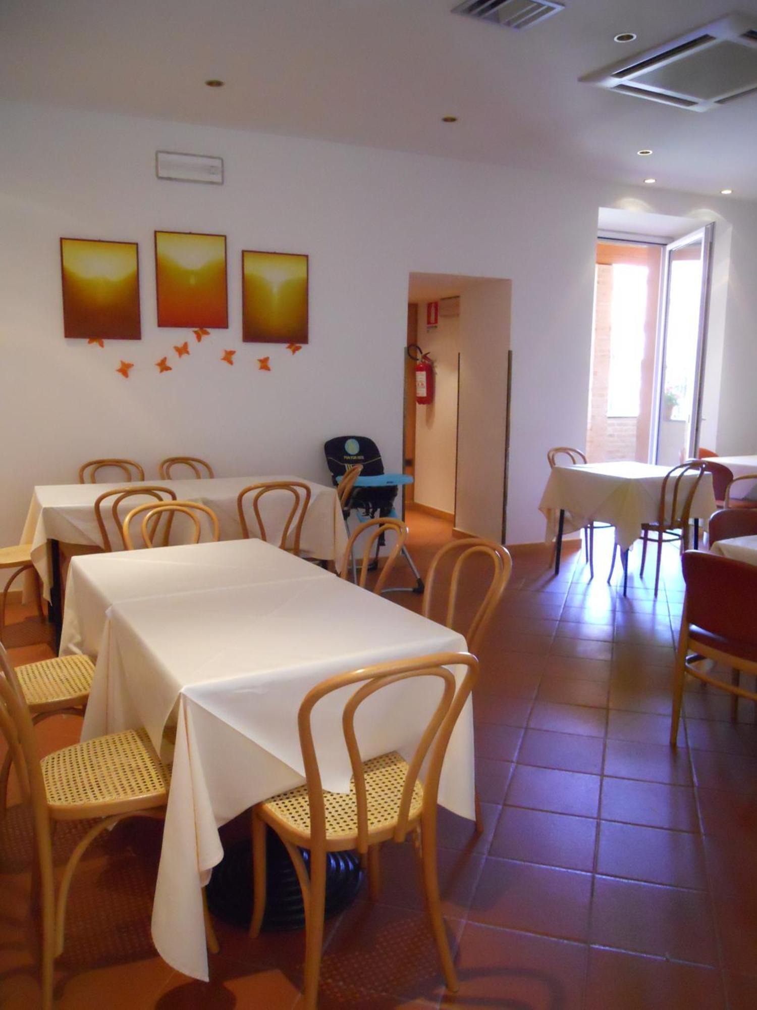 Albergo Italia Urbino Exteriér fotografie
