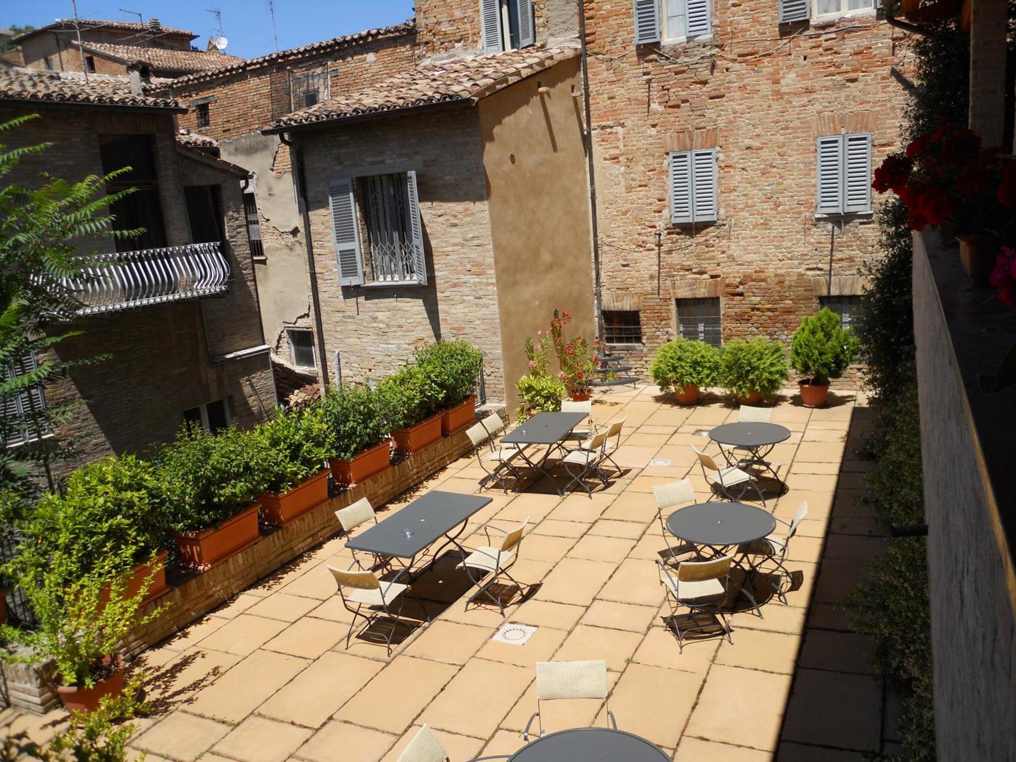 Albergo Italia Urbino Exteriér fotografie