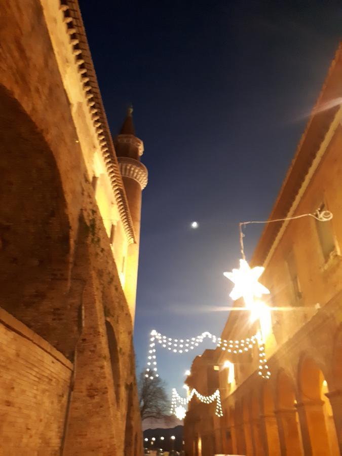Albergo Italia Urbino Exteriér fotografie