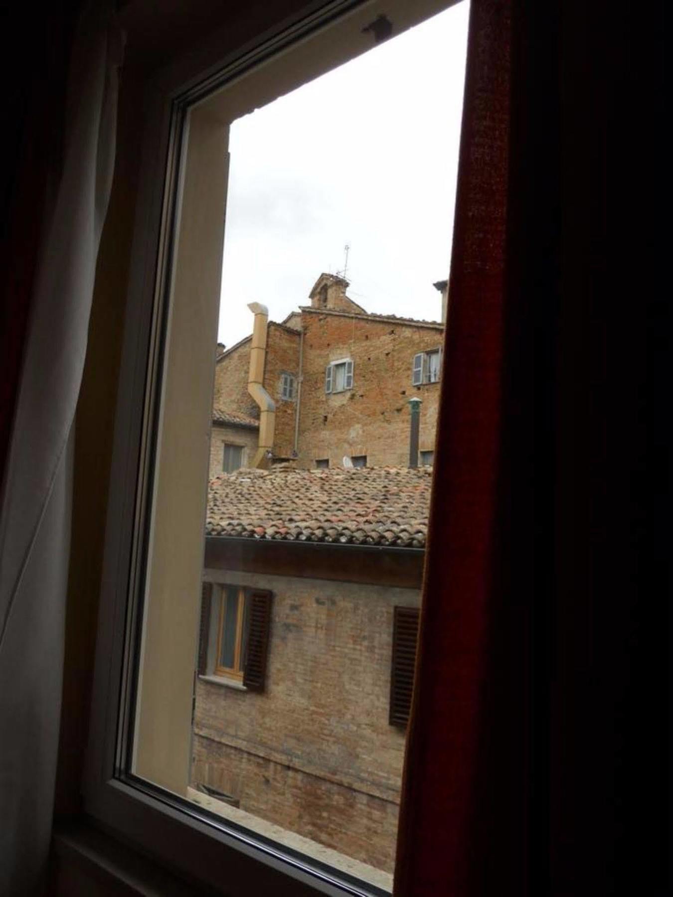 Albergo Italia Urbino Exteriér fotografie