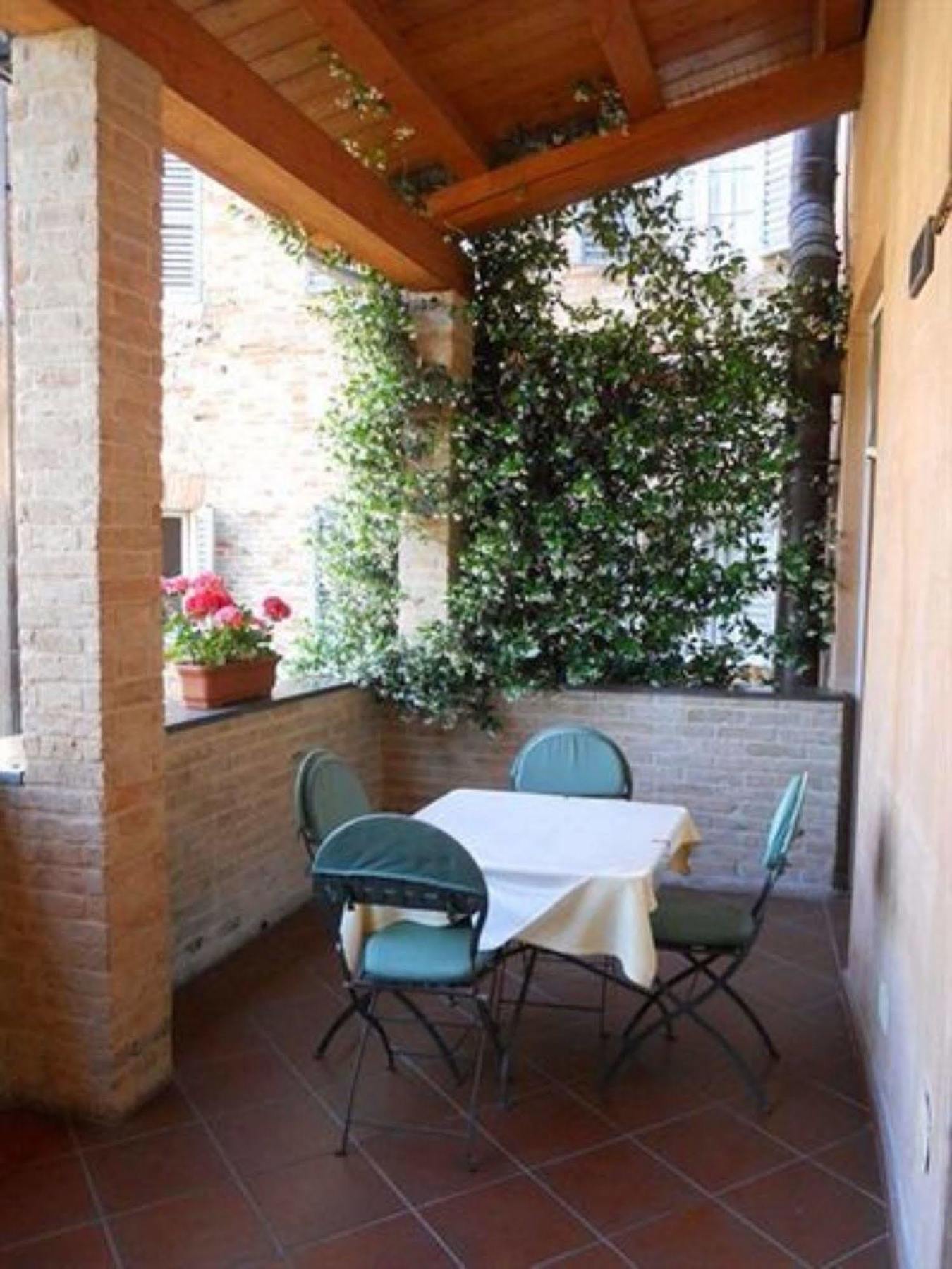 Albergo Italia Urbino Exteriér fotografie